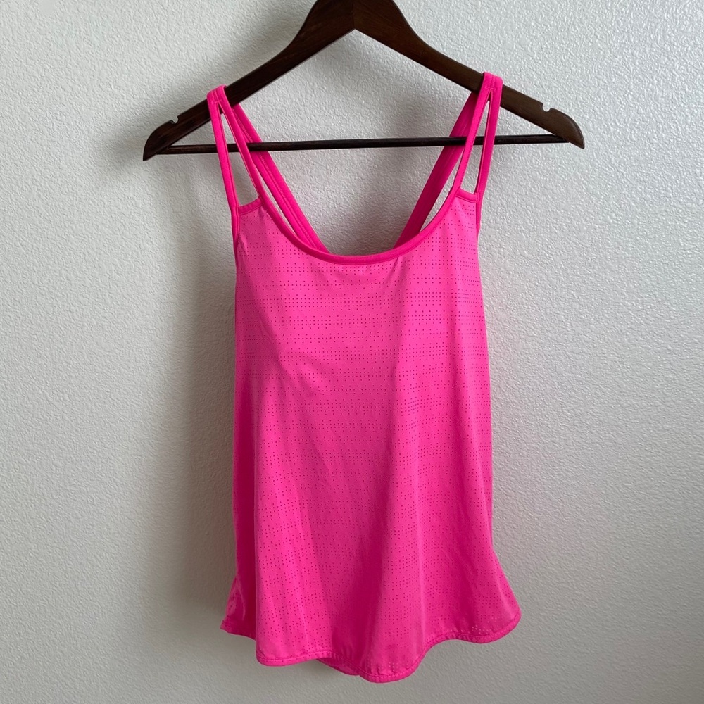 Athleta pink workout top